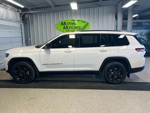 2023 Jeep Grand Cherokee L Altitude