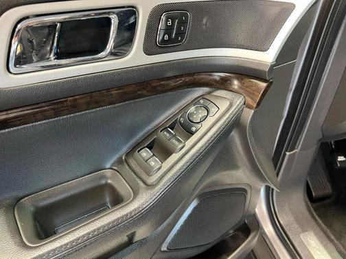2012 Ford Explorer Limited