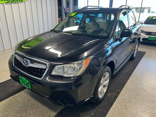 2016 Subaru Forester 2.5i
