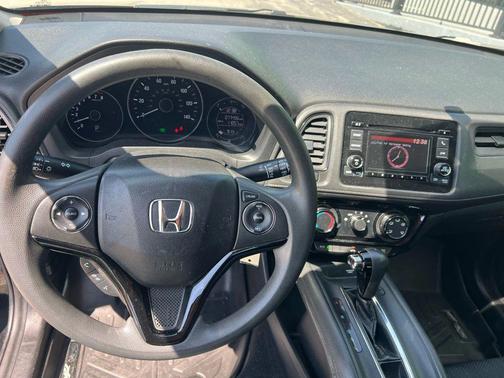 2017 Honda HR-V LX