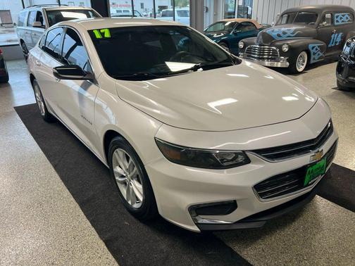 2017 Chevrolet Malibu 1LT
