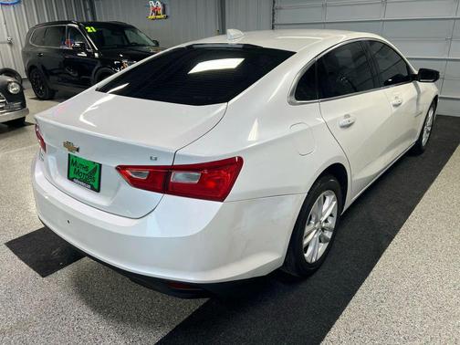2017 Chevrolet Malibu 1LT