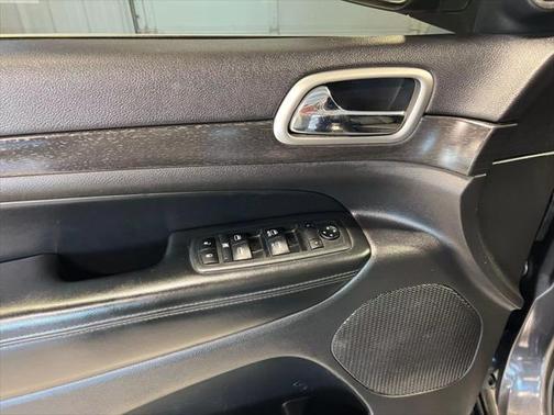2018 Jeep Grand Cherokee Laredo E