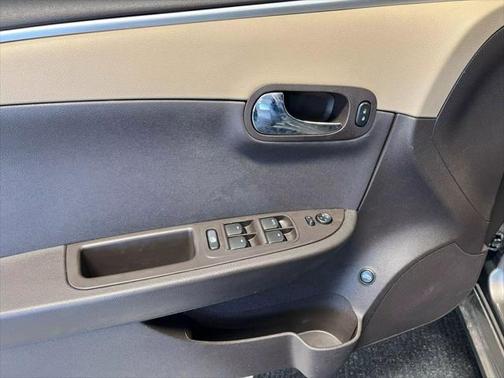 2012 Chevrolet Malibu LS