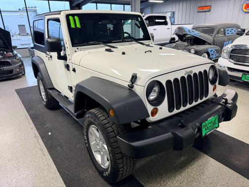 White 2010 Jeep Wrangler Sport