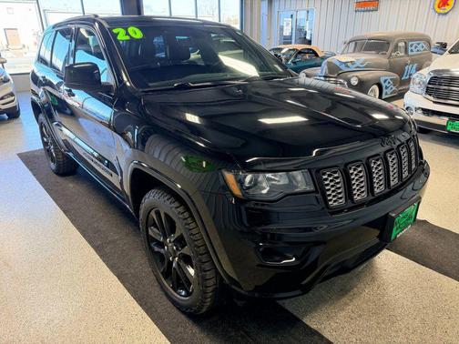 2020 Jeep Grand Cherokee Altitude