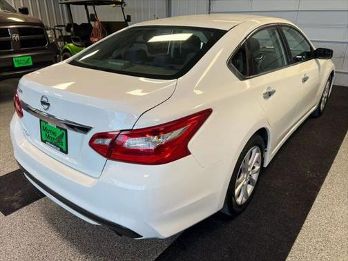 2016 Nissan Altima 2.5 S