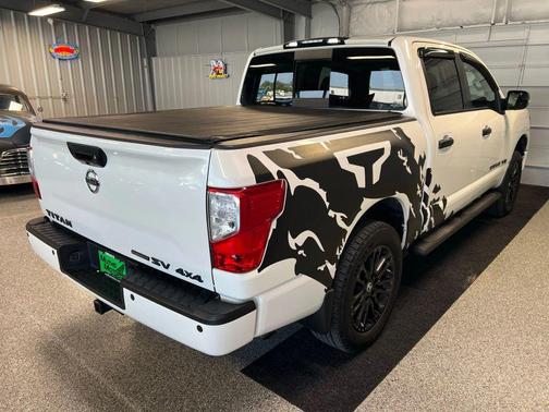 2018 Nissan Titan SV