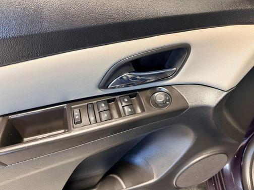 2015 Chevrolet Cruze LS