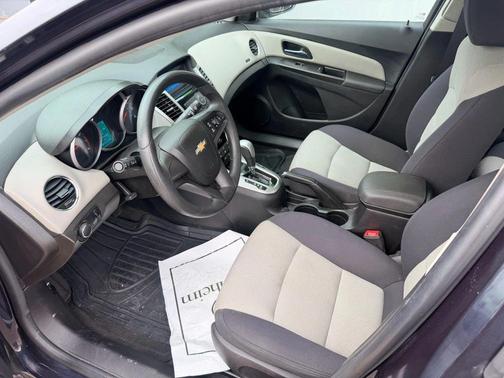 2015 Chevrolet Cruze LS