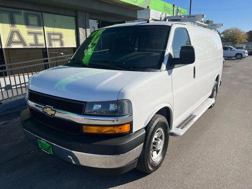 2020 Chevrolet Express 2500 RWD 2500 Regular Wheelbase WT