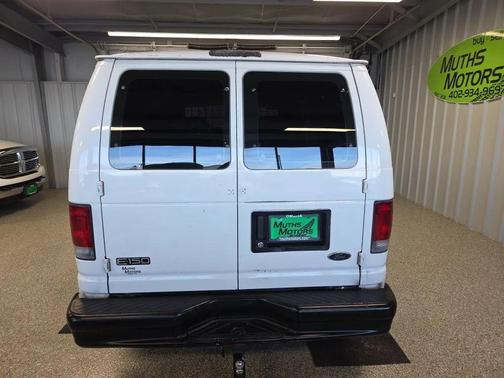 2002 Ford E150 Cargo