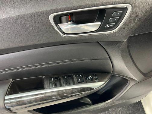 2018 Acura TLX Base