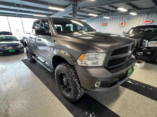 2017 RAM 1500 Express