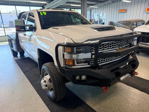 Summit White 2019 Chevrolet Silverado 3500 WT