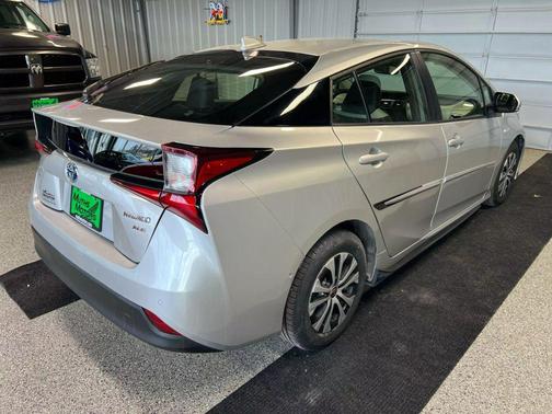 2022 Toyota Prius XLE