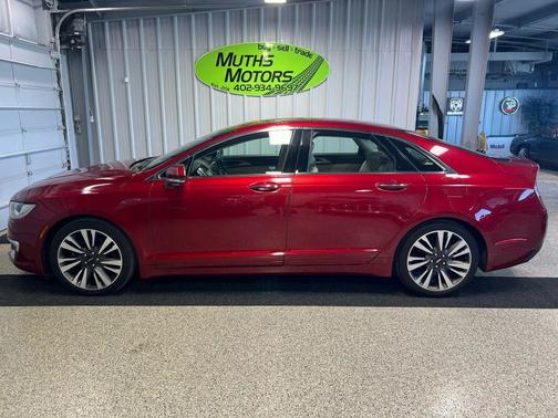 2017 Lincoln MKZ Base