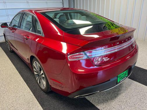 2017 Lincoln MKZ Base