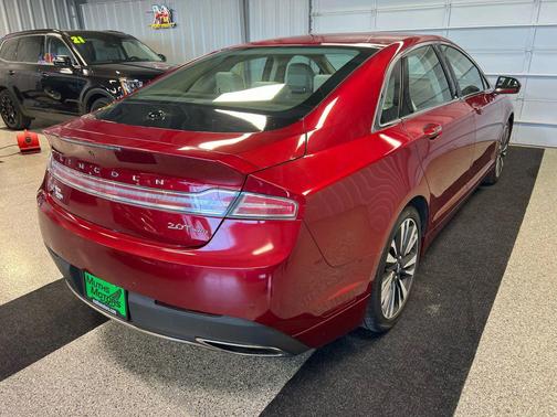 2017 Lincoln MKZ Base