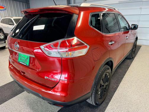 Cayenne Red 2016 Nissan Rogue SV