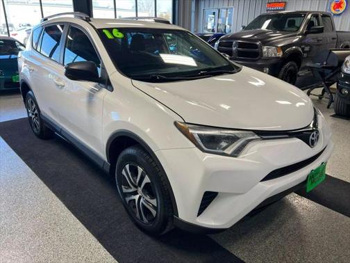 2016 Toyota RAV4 LE