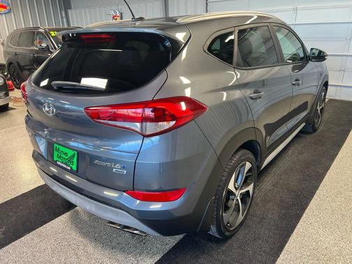 2017 Hyundai TUCSON Sport