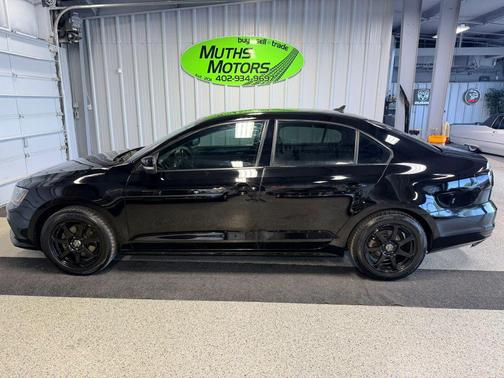 Black Uni 2016 Volkswagen Jetta 1.4T SE
