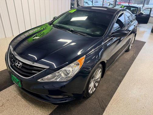 Blue 2013 Hyundai SONATA SE