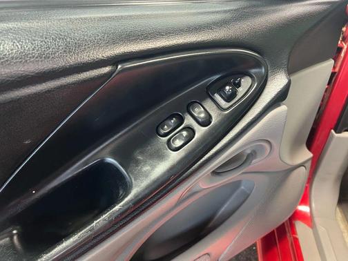 1996 Ford Mustang Base