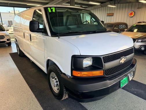 2017 Chevrolet Express 2500 LS