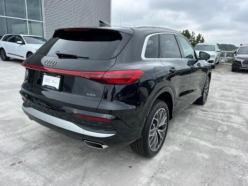 2025 Audi Q5 2.0T quattro Premium