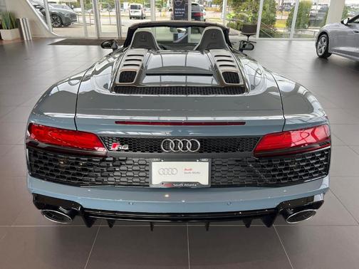 2023 Audi R8 5.2 V10 performance