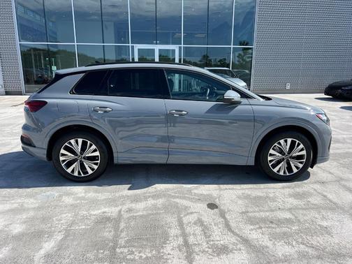 2025 Audi Q4 e-tron 45 Premium