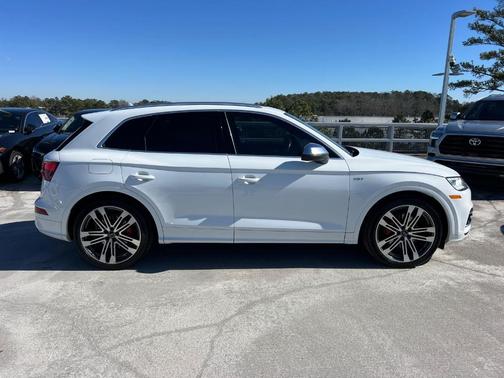 2018 Audi SQ5 3.0T Prestige