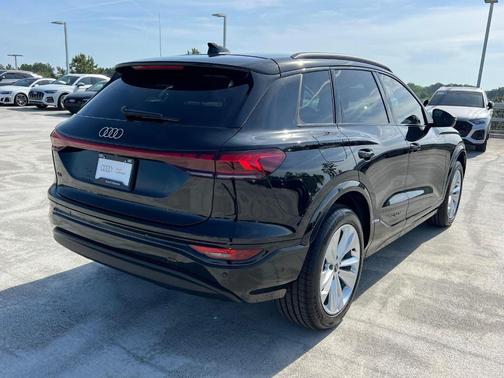 2025 Audi Q6 e-tron Premium