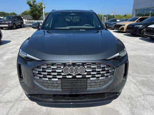2025 Audi Q5 2.0T quattro Premium