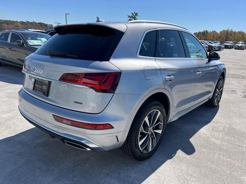 2025 Audi Q5 45 S line quattro Premium