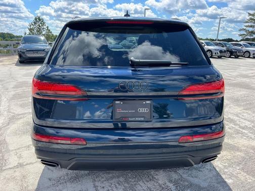 2025 Audi Q7 55 Premium Plus