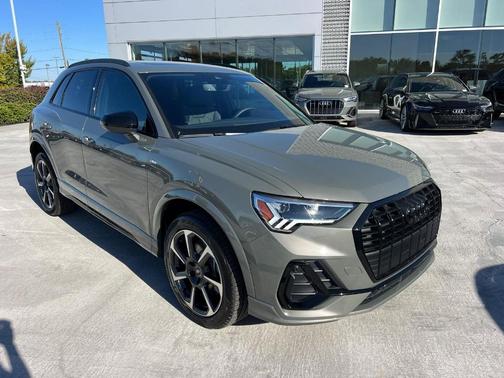 2025 Audi Q3 45 S line Premium