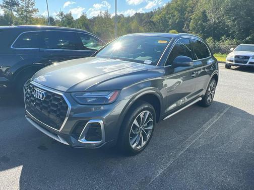 2022 Audi Q5 45 S line quattro Premium