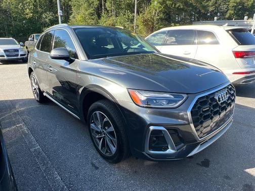 2022 Audi Q5 45 S line quattro Premium