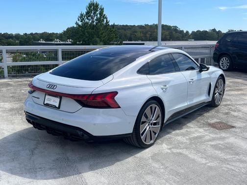 2022 Audi e-tron GT Prestige
