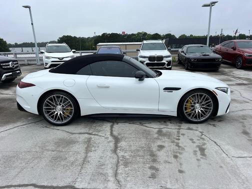 2022 Mercedes-Benz AMG SL 63 Base