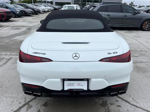 2022 Mercedes-Benz AMG SL 63 Base