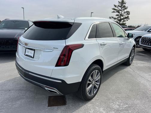 2025 Cadillac XT5 Premium Luxury