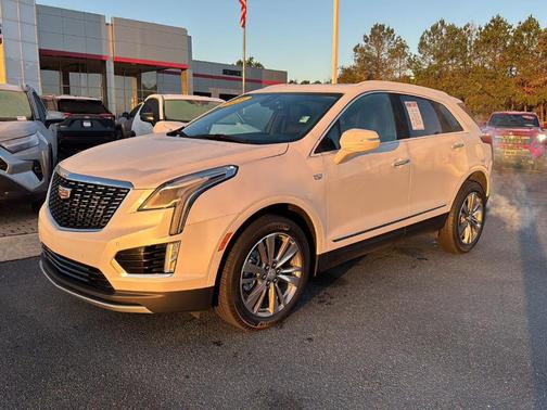 2025 Cadillac XT5 Premium Luxury