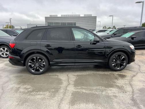 2026 Audi Q7 PLUS