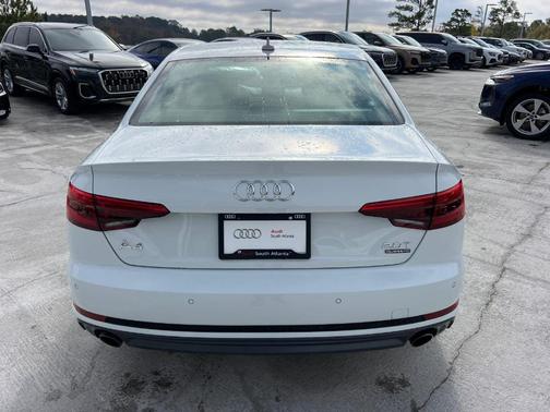2017 Audi A4 2.0T Prestige