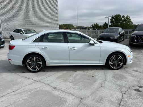 2017 Audi A4 2.0T Prestige
