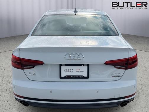 2017 Audi A4 2.0T Prestige